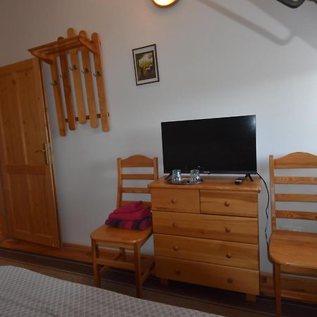 Kavarna Lucie S Ubytovanim Horní Těrlicko Buitenkant foto